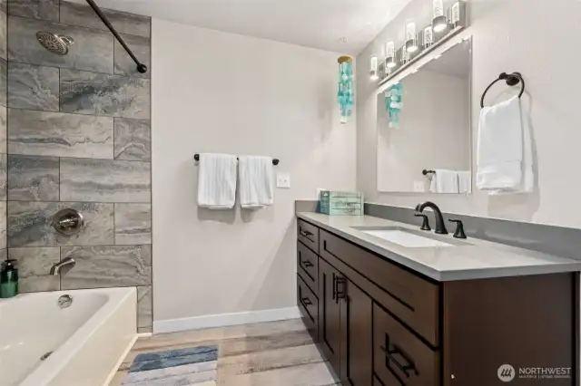 Main Full bath