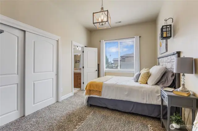2nd bedroom