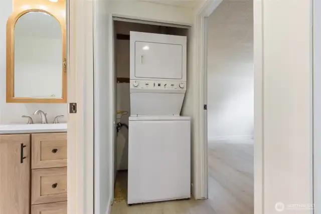 Washer and dryer Included