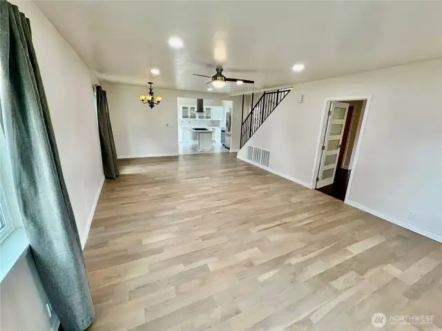 Tons of natual light saturates this open space