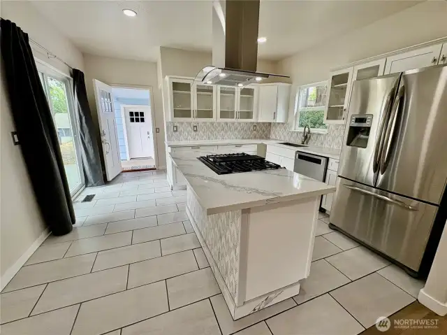 Wait until you see this custom chef's kitchen