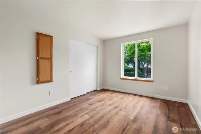 Guest bedroom 2.  Would also make a great home office