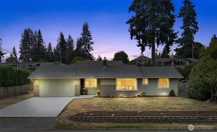 Welcome to Eastview Hills of Everetts' Eastmont Neighborhood!