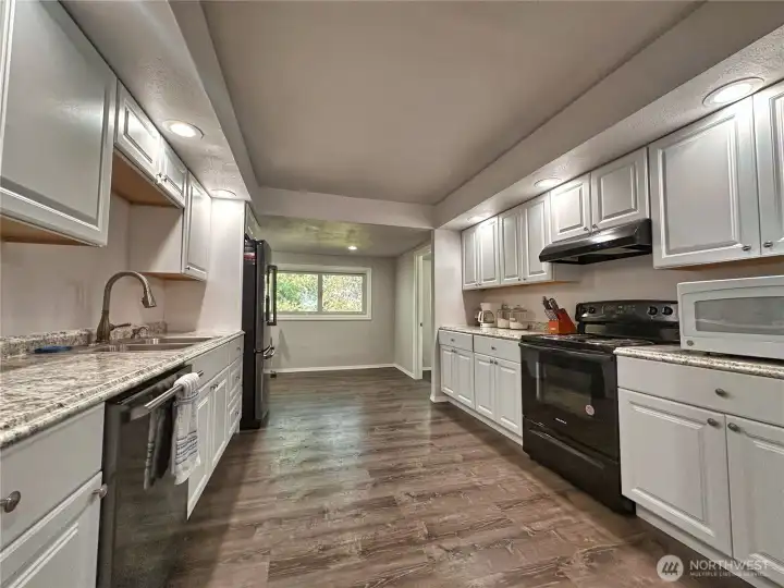Kitchen with has great counter and cabinet space