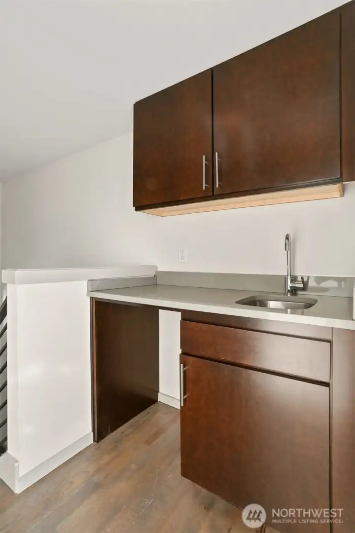 Rooftop deck wet bar