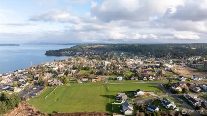 The perfect setting, the community of Coupeville will welcome and charm you!