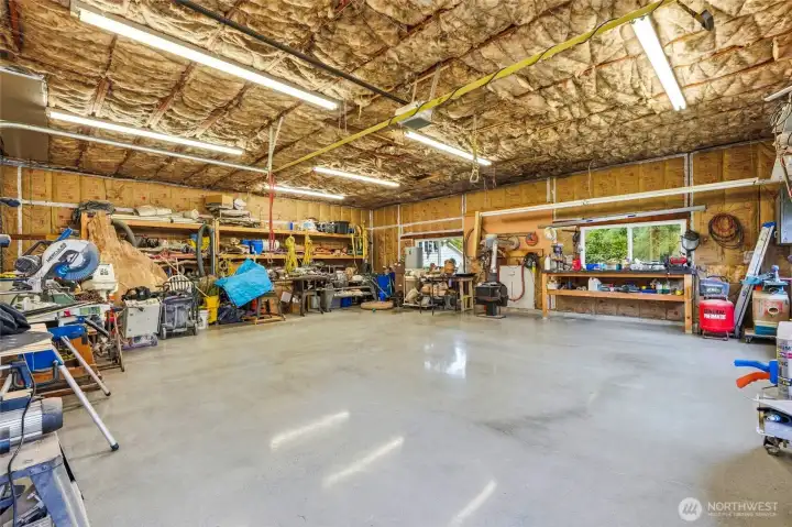 Attic space up above for MORE storage!