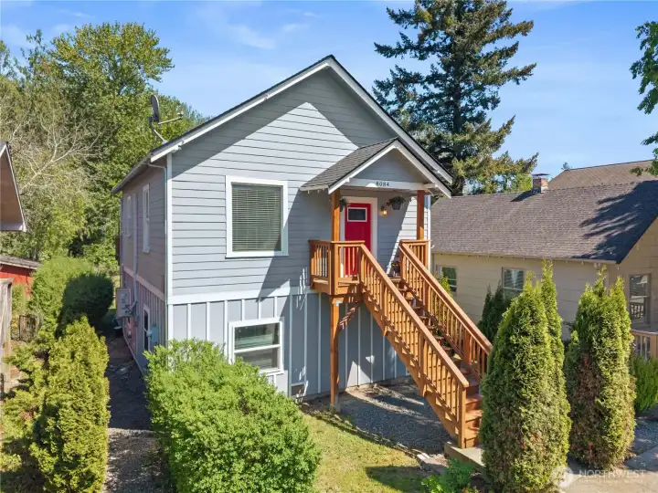 Lovely Downtown Snoqualmie with BR2 Zoning