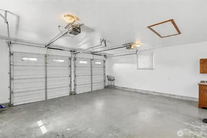 Main House Attached 2-Car Garage