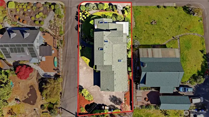 Outline of the property with alley on your left. (Historic log home is to the right - it is a private residence).