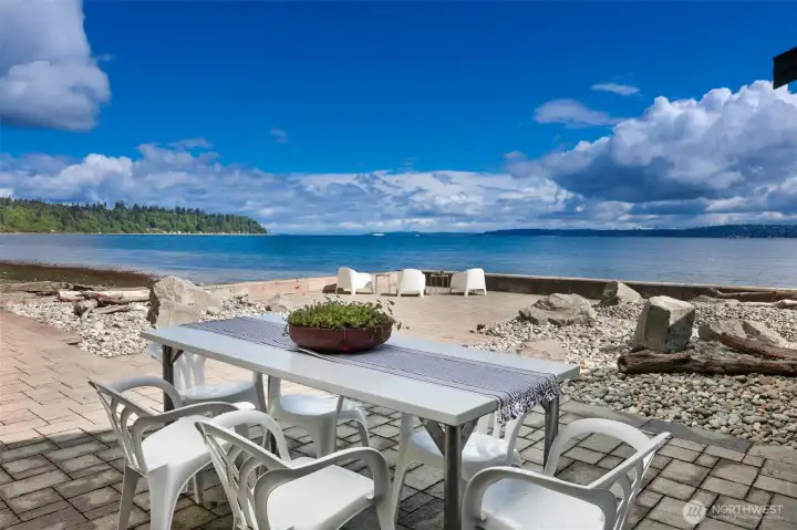 Live the Island Lifestyle