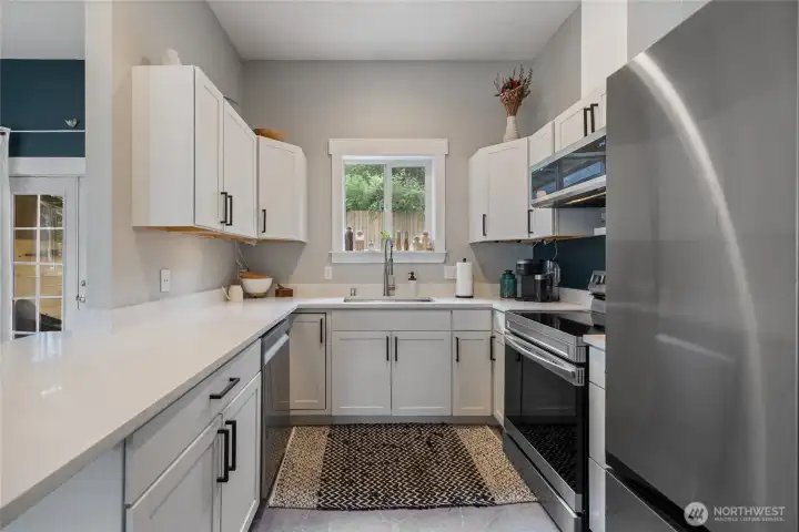 Quarts countertops offers a taste of luxury.
