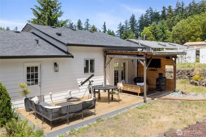 Extend your experience with this outdoor entertainment space.