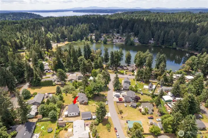 In the desirable Lake Palmer Community...