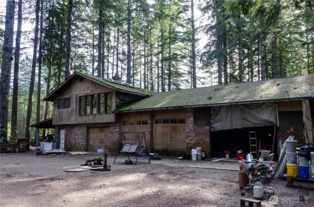 The original home to be restored or remove it to  build yourself a beautiful home on your own estate