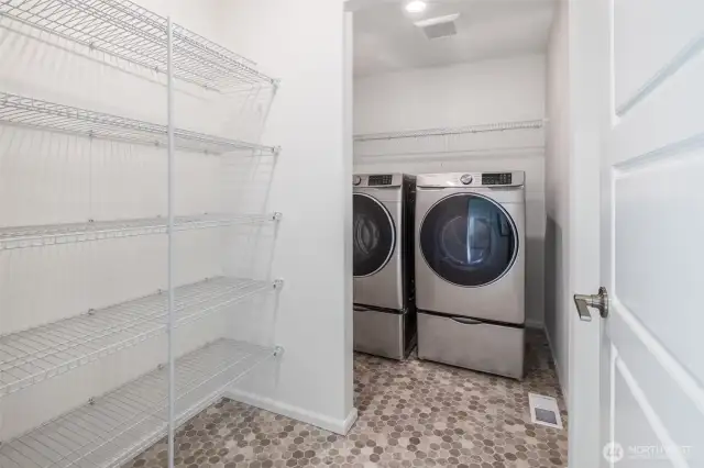 Laundry Room w/ extra storage