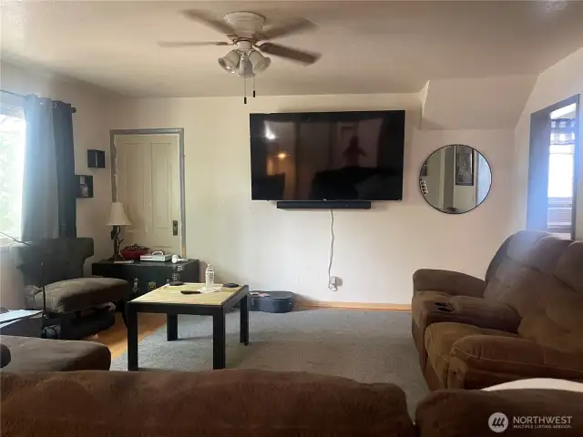 Main Floor Unit