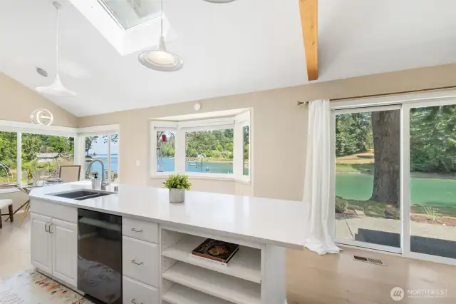 Imagine doing dishes with 180 degree views.