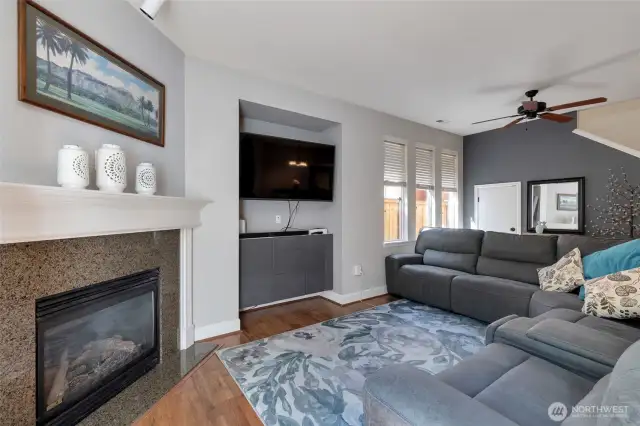 Built-in entertainment area and ceiling fan