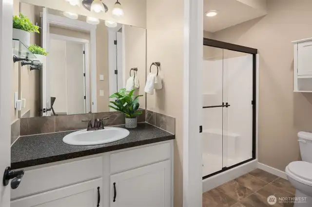 Entry level 3/4 bathroom