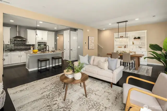 Main floor living, dining and kitchn
