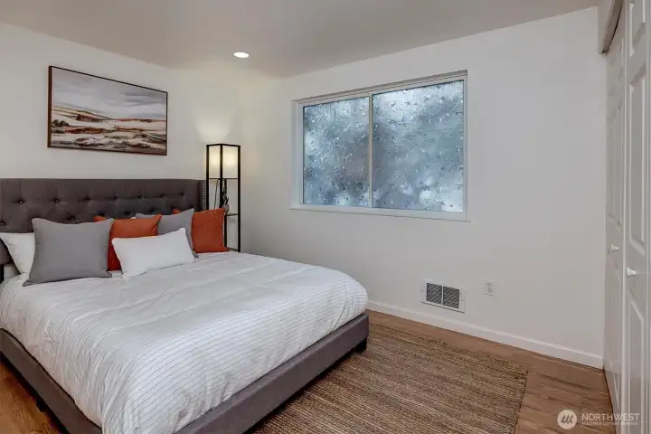 Guest bedroom