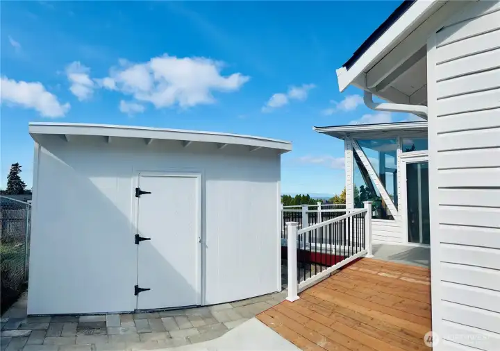 Shed