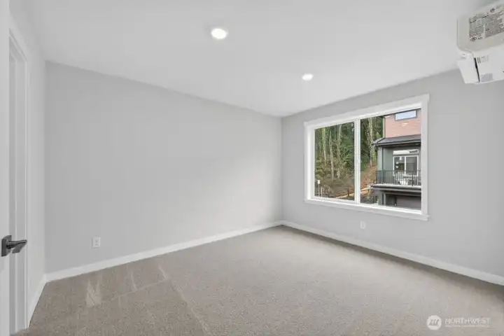 13205 NE 127th Way Unit D - Ready Now