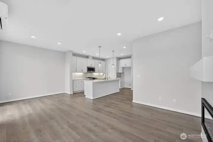 13205 NE 127th Way Unit D - Ready Now