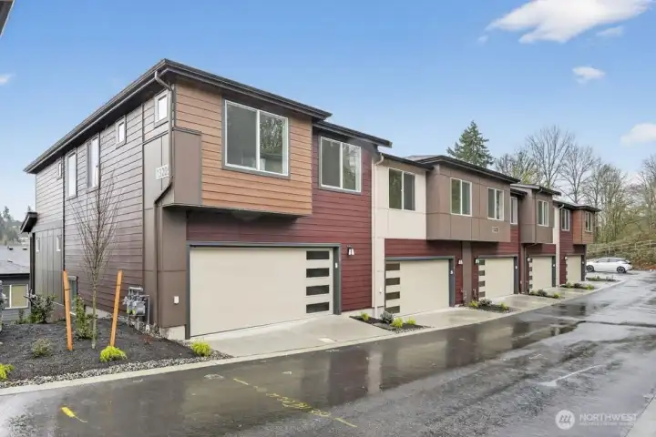 13205 NE 127th Way Unit D - Ready Now