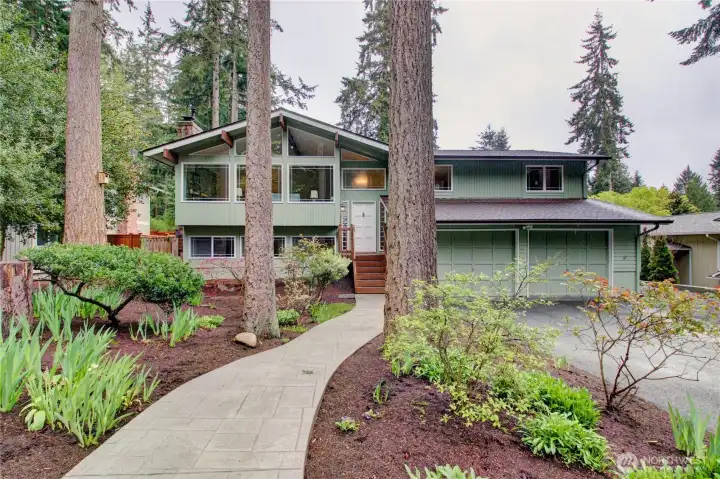 Welcome to 14129 60th Ave W, Edmonds