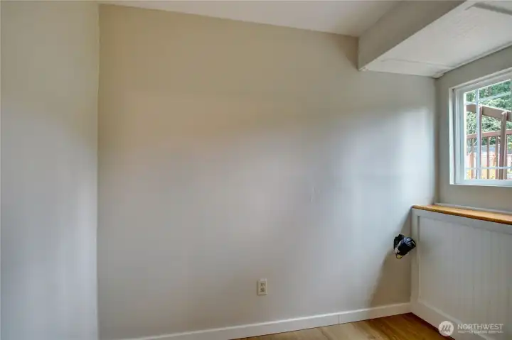 Storage room, office, studio?  Small room off the bonus room