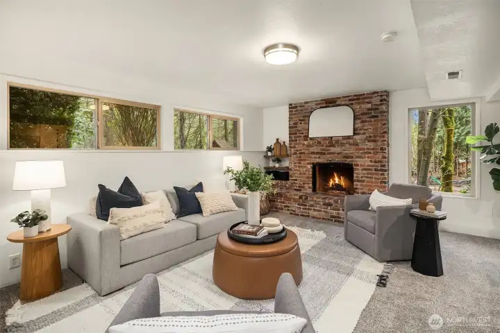 Daylight basement w/gas fireplace.