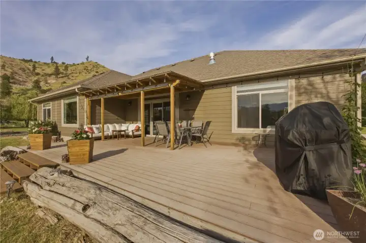 Large trex deck