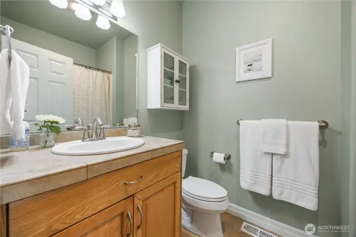 Full bath next to bedroom #2