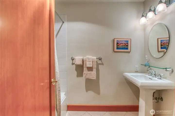Main level full bath accessed from hall Main level full bath accessed from hall