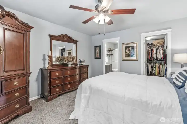 Primary Suite with Large Walk-In Closet and En-Suite Bath Primary Suite with Large Walk-In Closet and En-Suite Bath