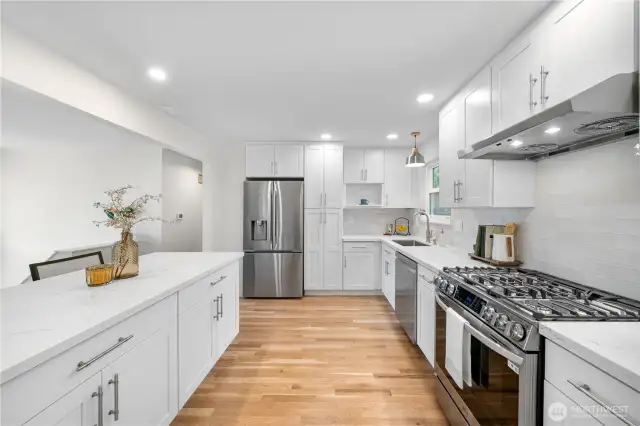 All new chef's dream kitchen with quality LG appliances & gas range.