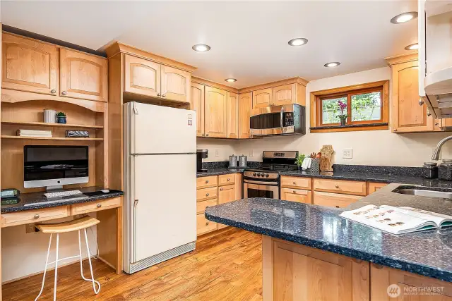 Lower-Level 2nd Kitchen