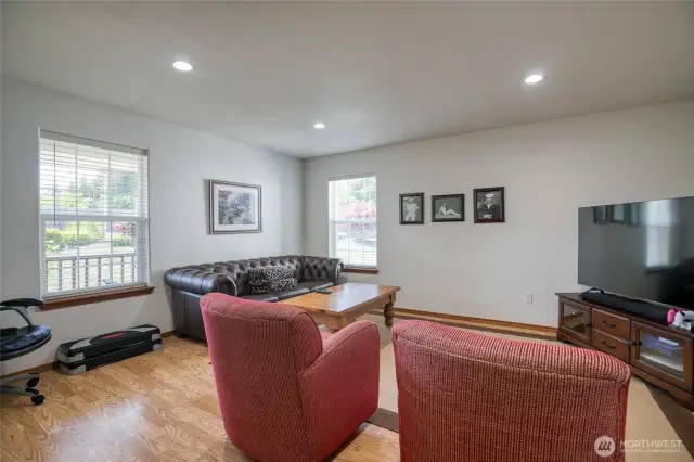 Office/bonus room