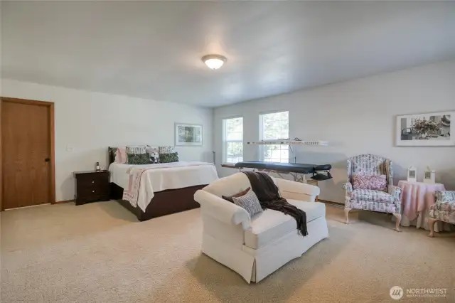 Primary Bedroom, cont