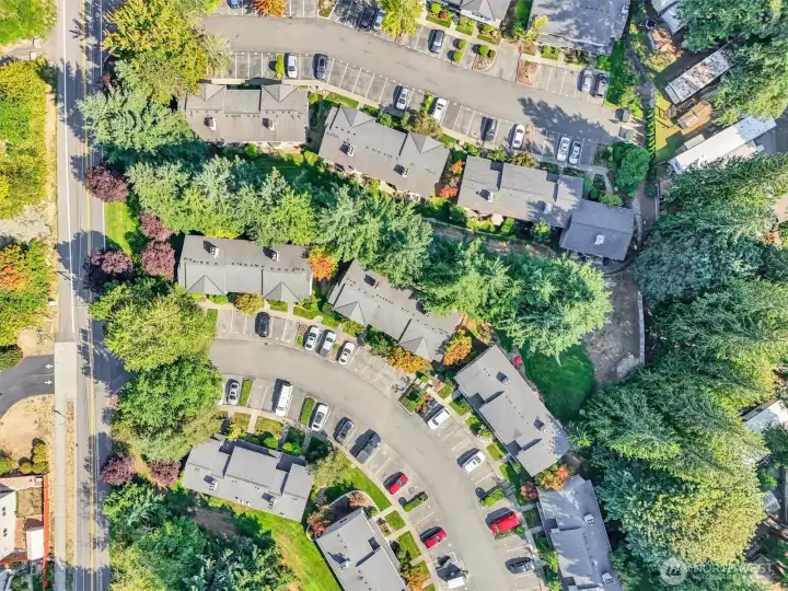 Prime Bothell location near shopping, dining, and freeway access at 1526 192nd St SE.