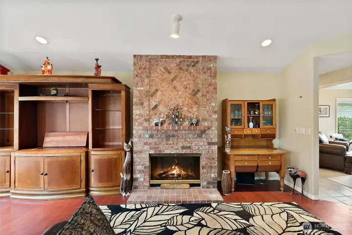 Great rm with view of see through fireplace