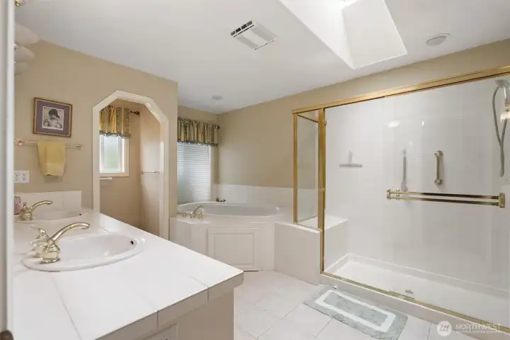 Primary bath