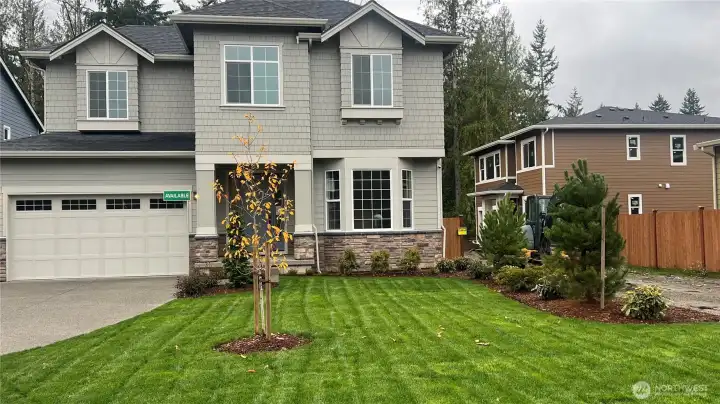 The 4072-Basement- plan is a beautiful -Craftsman style home that is 3407 sqft. 4-bdrm plus one bdrm on main floor, large bonus/rec room that also has a closet and could be the 6th bdrm / Workout room. This pic is of actual home.
