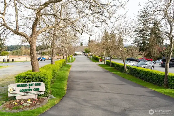 Useless Bay Golf and Country Club