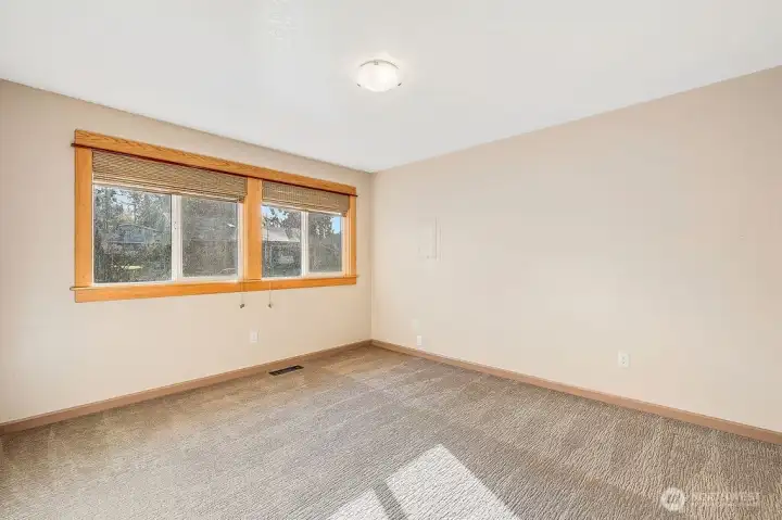 Downstairs bedroom 1