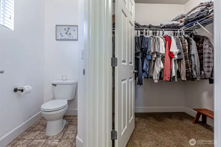 Ensuite with Walk in Closet 2