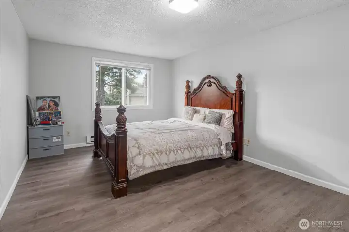 Large bedroom