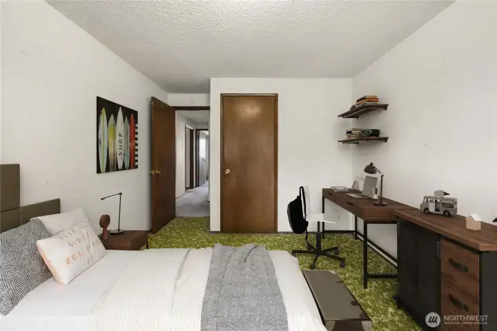 Virtually staged Bed #4.
